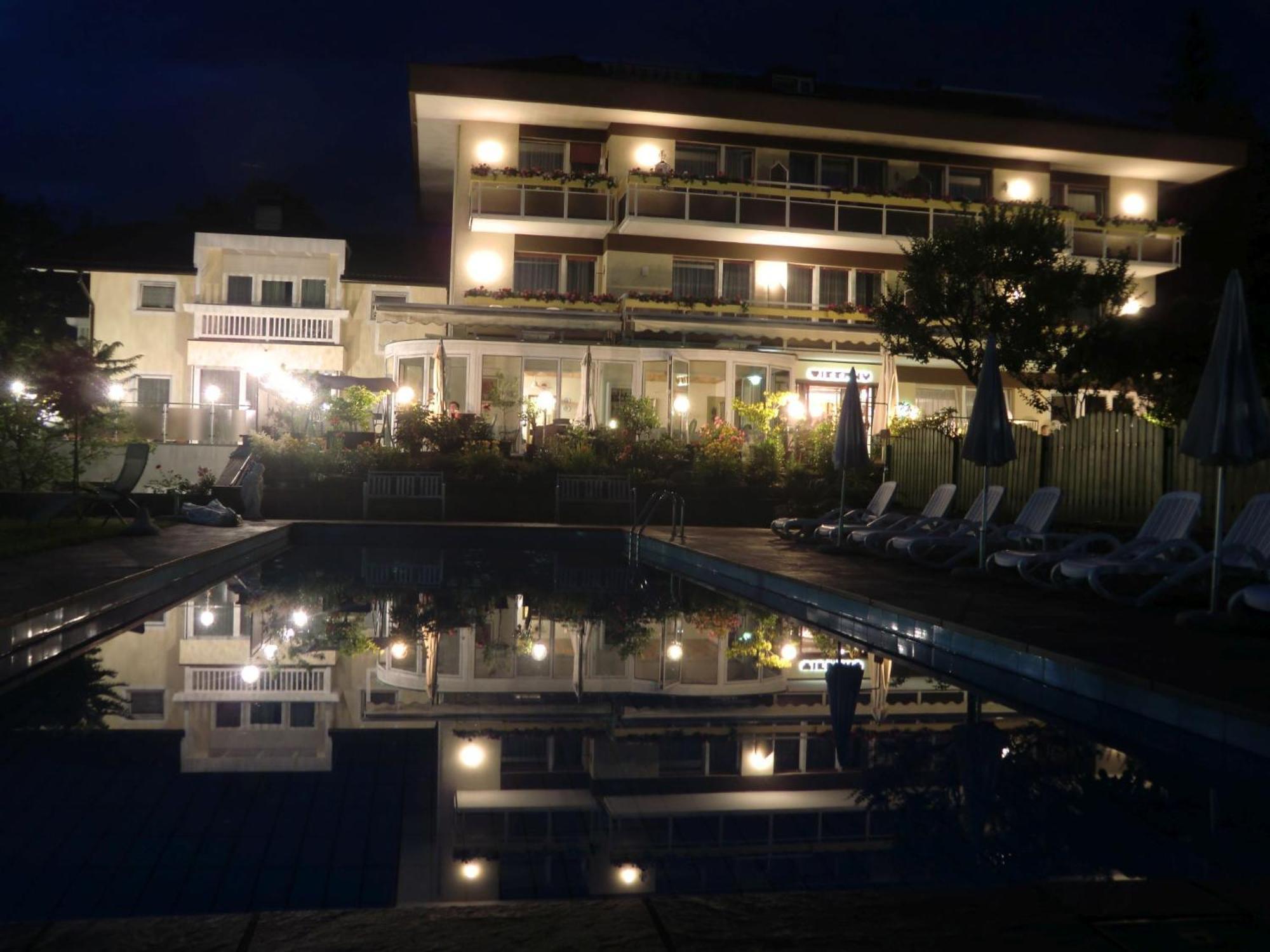 Hotel Tiffany Мерано Екстериор снимка