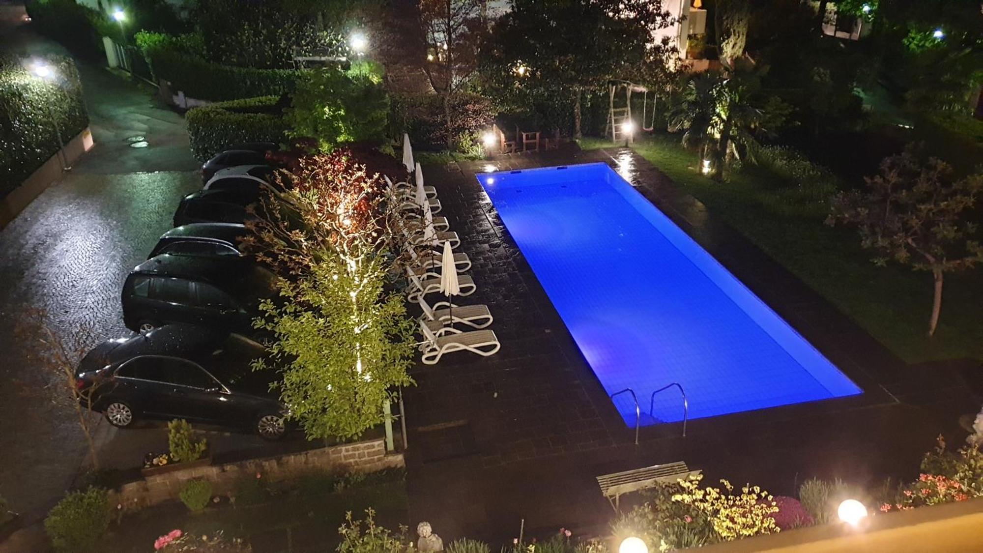 Hotel Tiffany Мерано Екстериор снимка